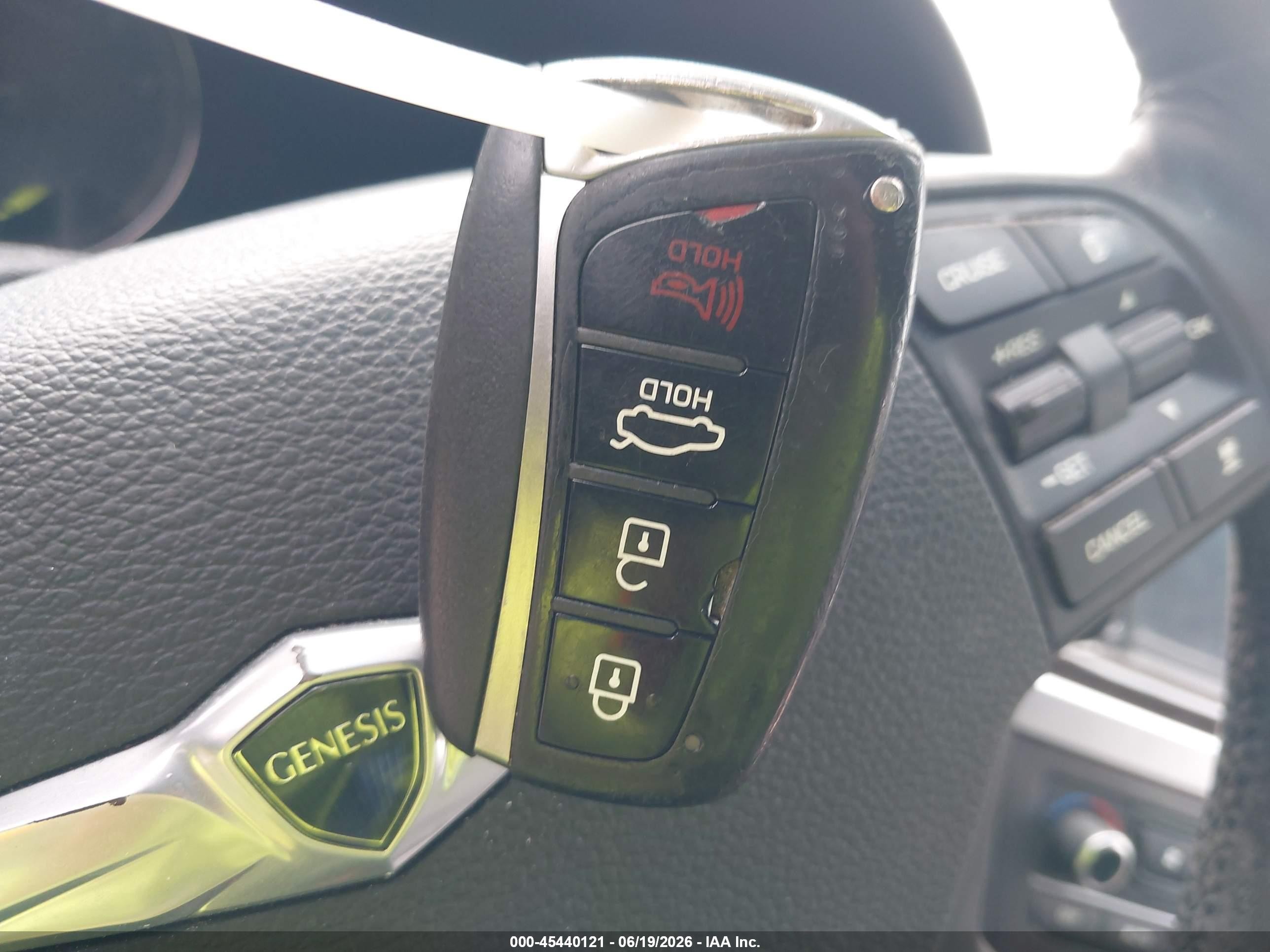 2015 Hyundai Genesis 3.8 Black vin: KMHGN4JE2FU016957