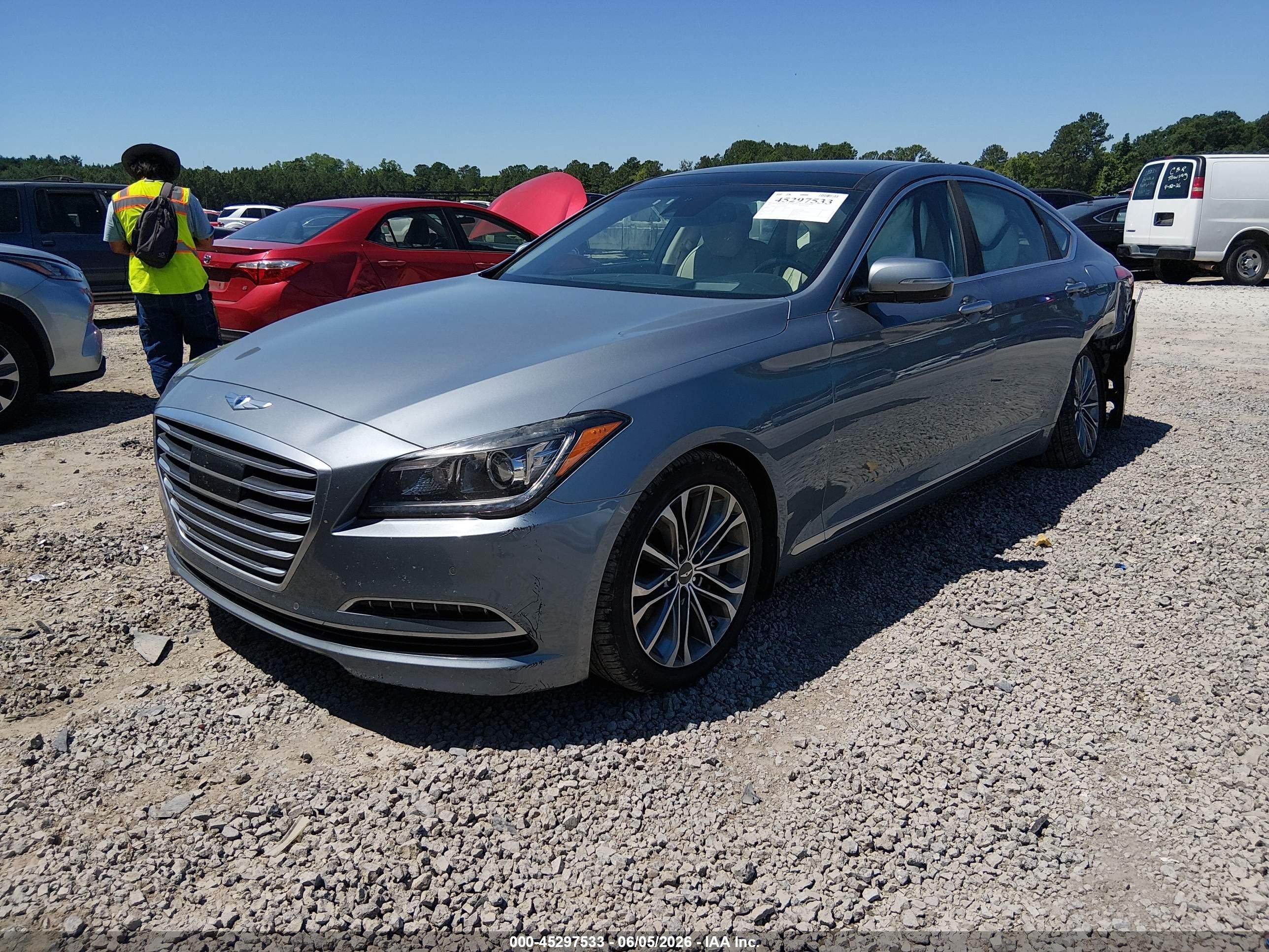 2015 Hyundai Genesis 3.8 Gray vin: KMHGN4JE2FU041566