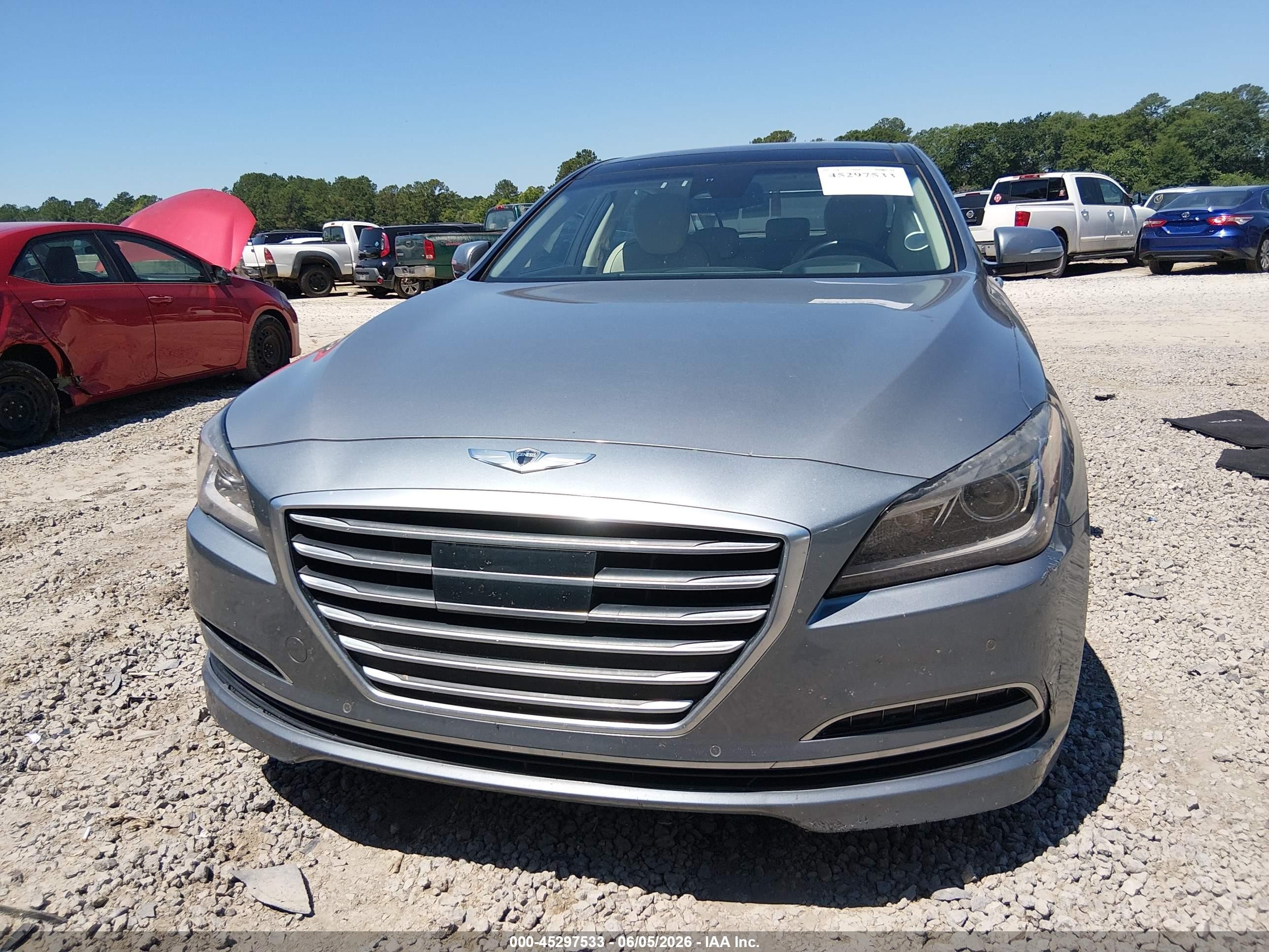 2015 Hyundai Genesis 3.8 Gray vin: KMHGN4JE2FU041566
