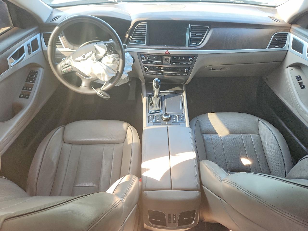 2015 Hyundai Genesis 3.8l Gray vin: KMHGN4JE2FU041793