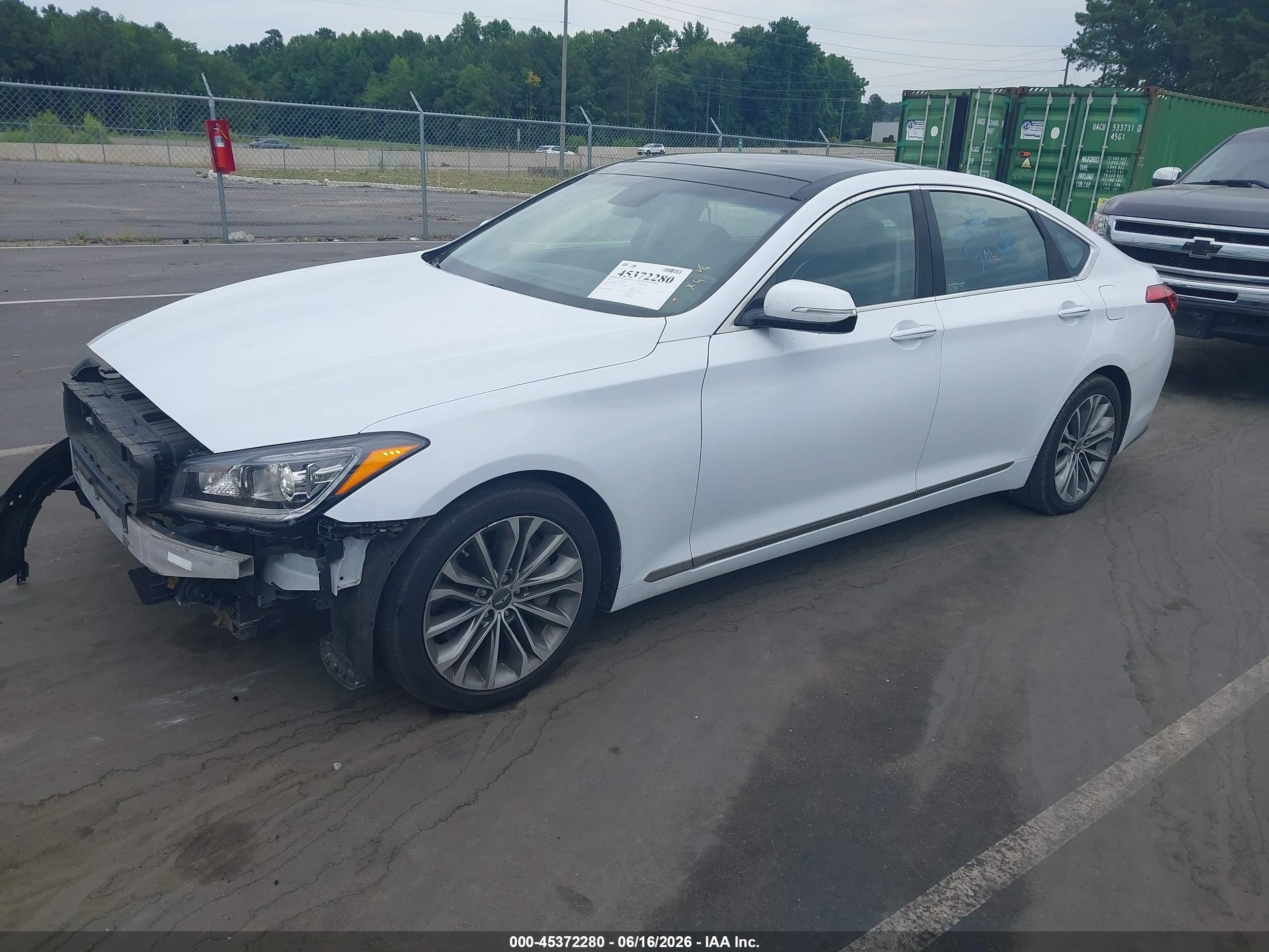 2015 Hyundai Genesis 3.8 White vin: KMHGN4JE2FU049599