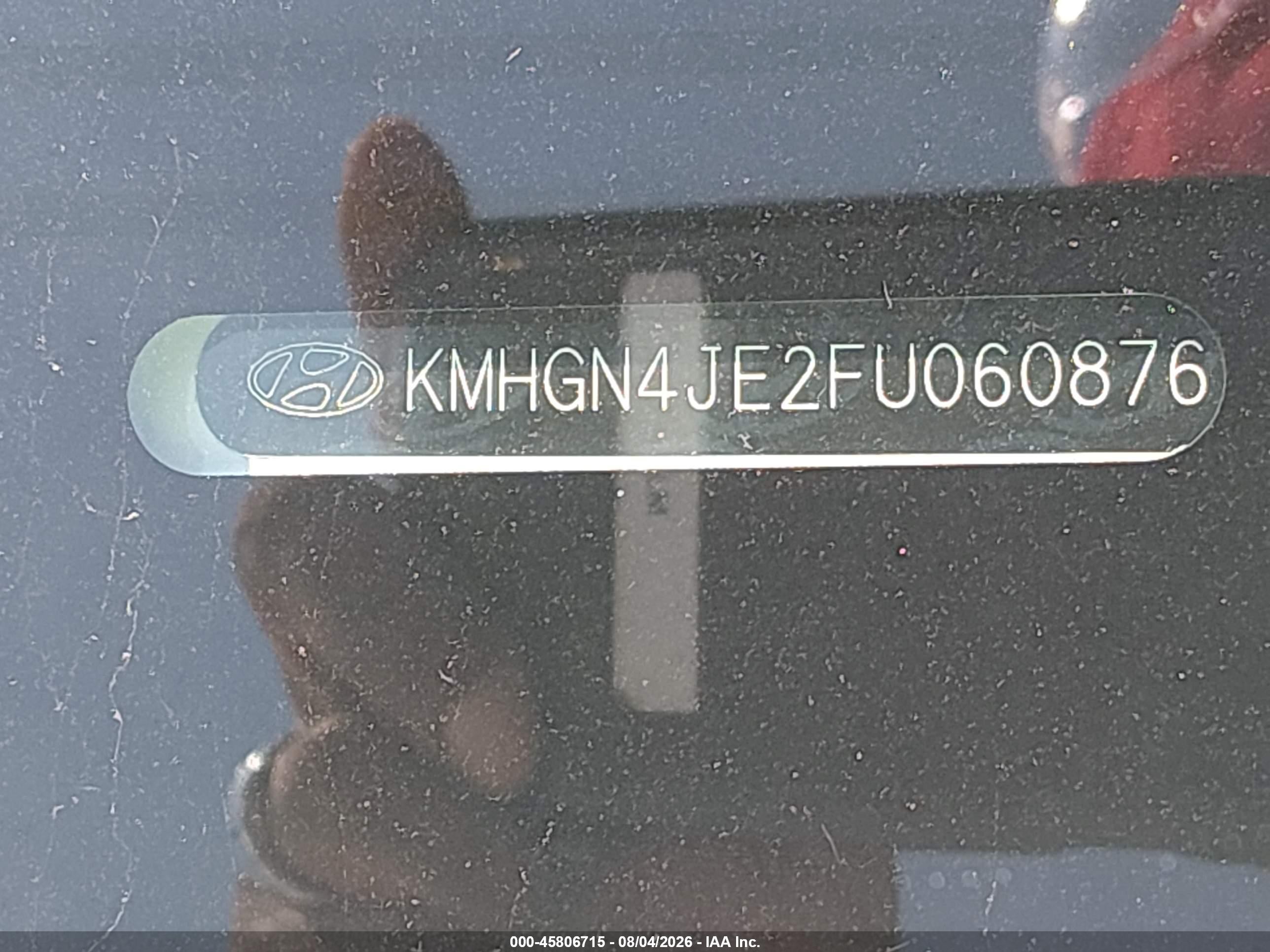 2015 Hyundai Genesis 3.8 White vin: KMHGN4JE2FU060876