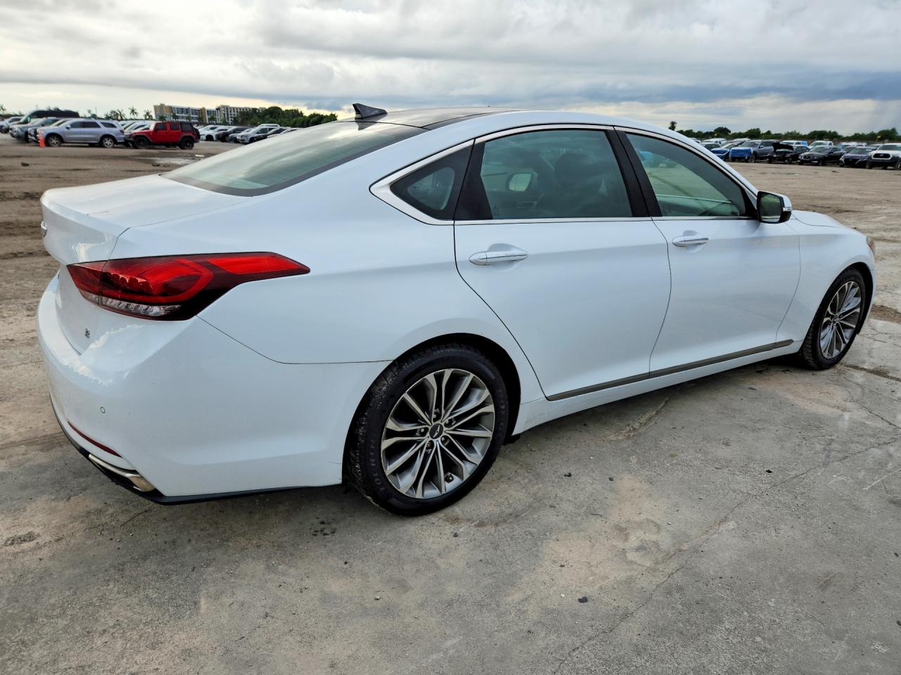 2015 Hyundai Genesis 3.8l White vin: KMHGN4JE2FU060876