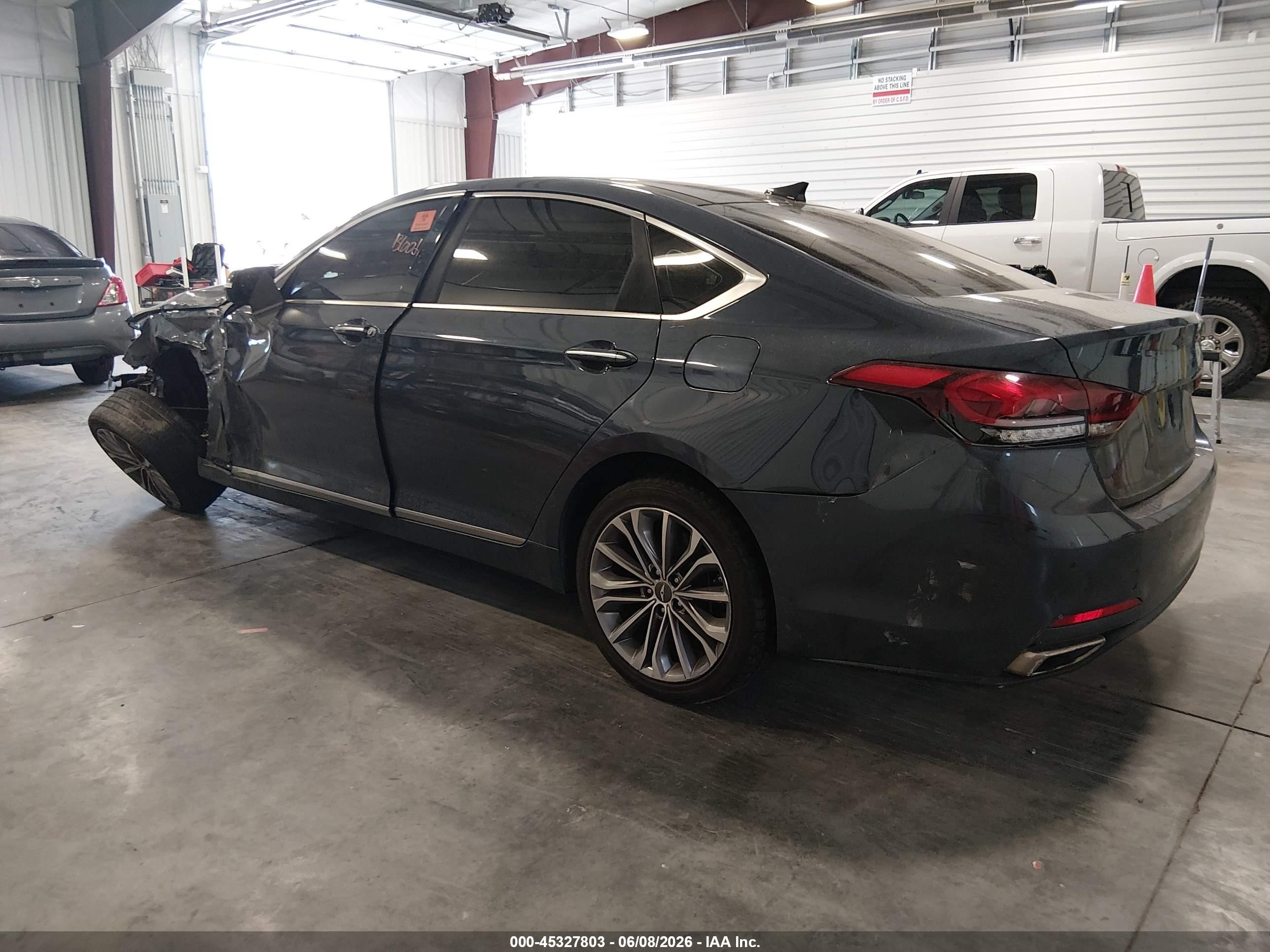 2015 Hyundai Genesis 3.8 Blue vin: KMHGN4JE2FU063731