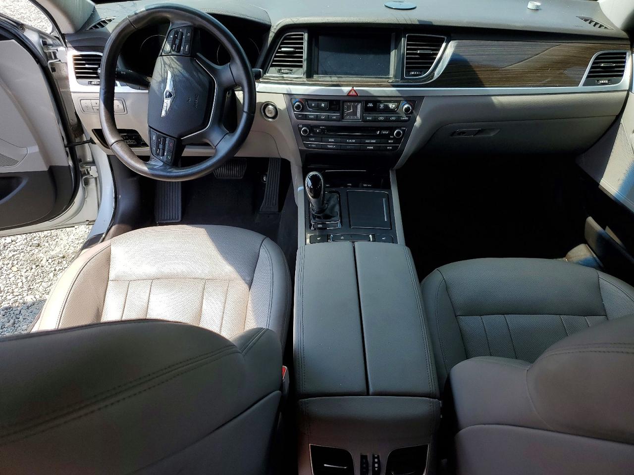2015 Hyundai Genesis 3.8l Silver vin: KMHGN4JE2FU066855