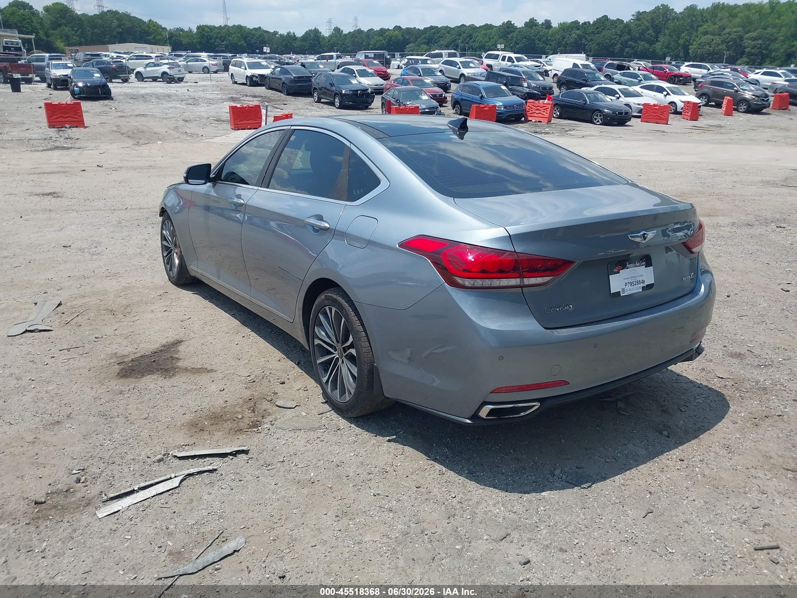 2015 Hyundai Genesis 3.8 Gray vin: KMHGN4JE2FU075510
