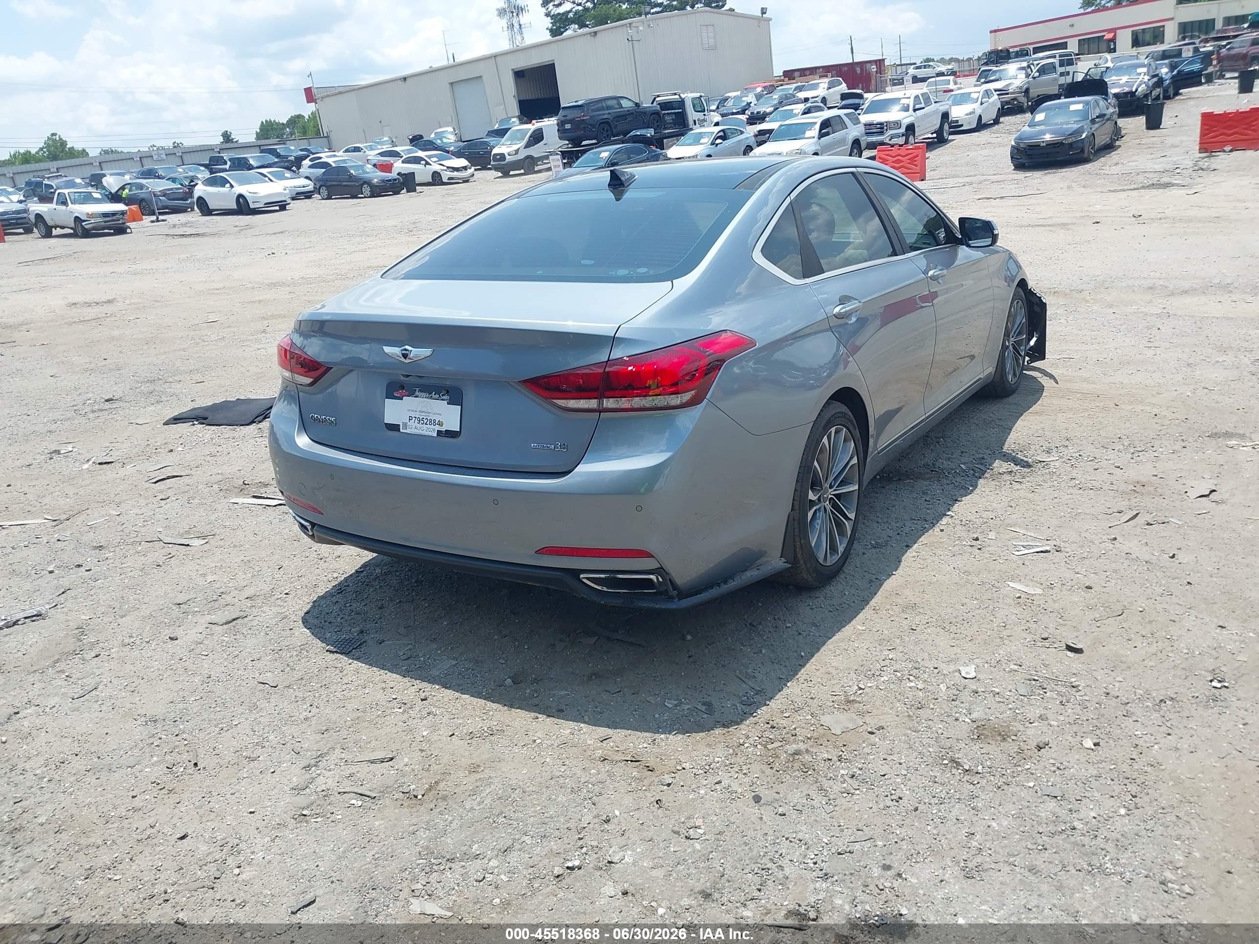 2015 Hyundai Genesis 3.8 Gray vin: KMHGN4JE2FU075510