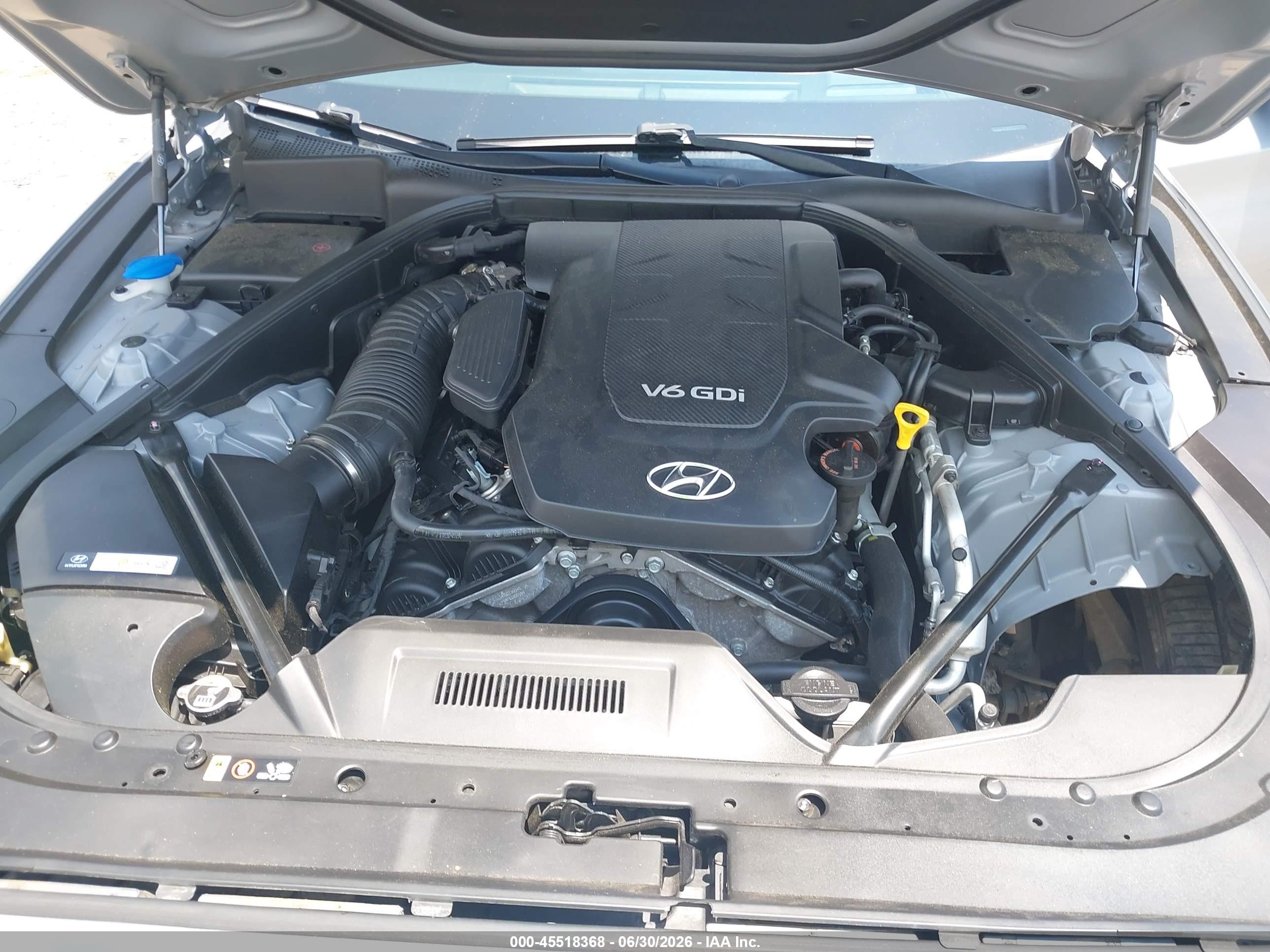 2015 Hyundai Genesis 3.8 Gray vin: KMHGN4JE2FU075510