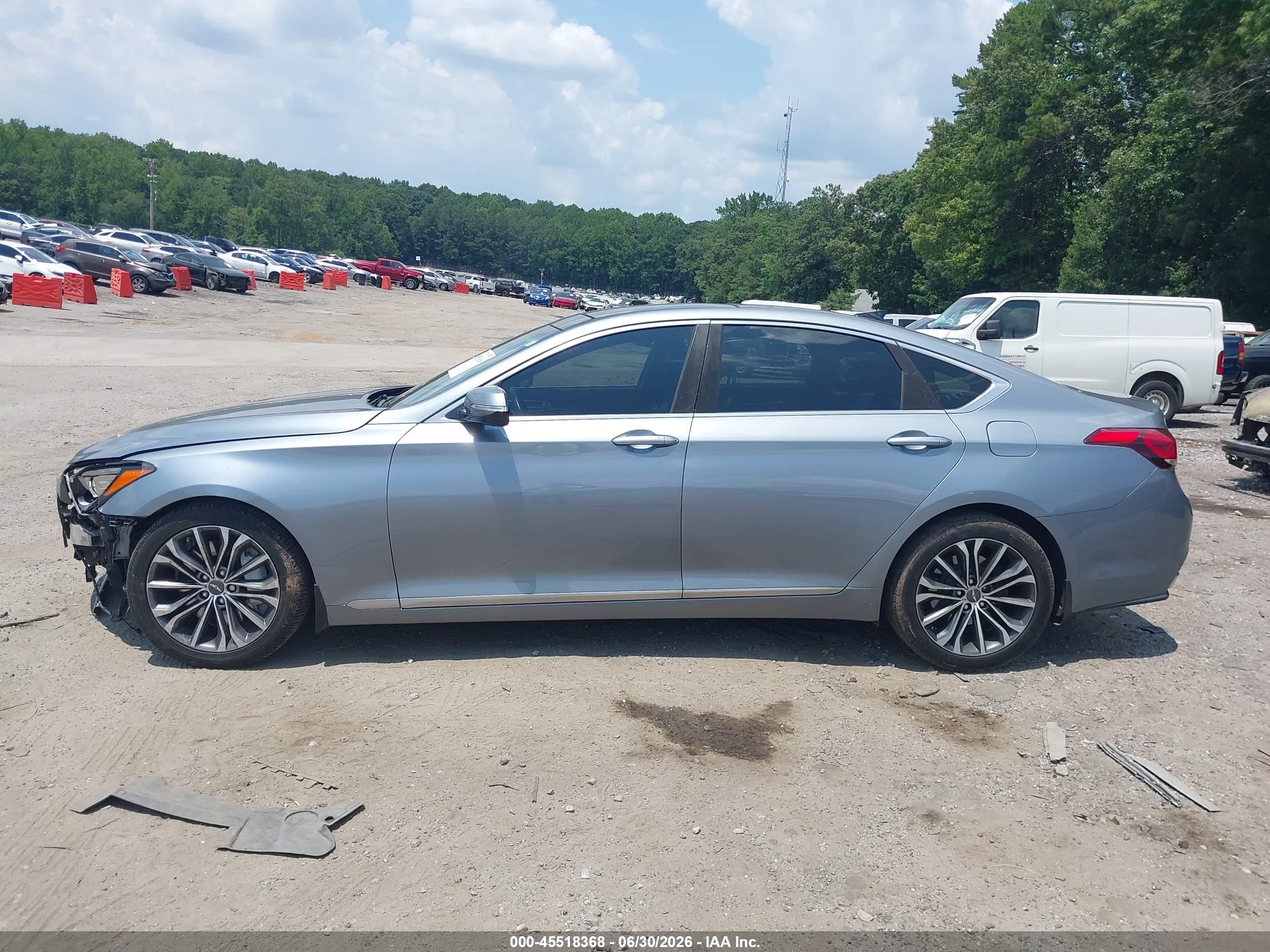 2015 Hyundai Genesis 3.8 Gray vin: KMHGN4JE2FU075510