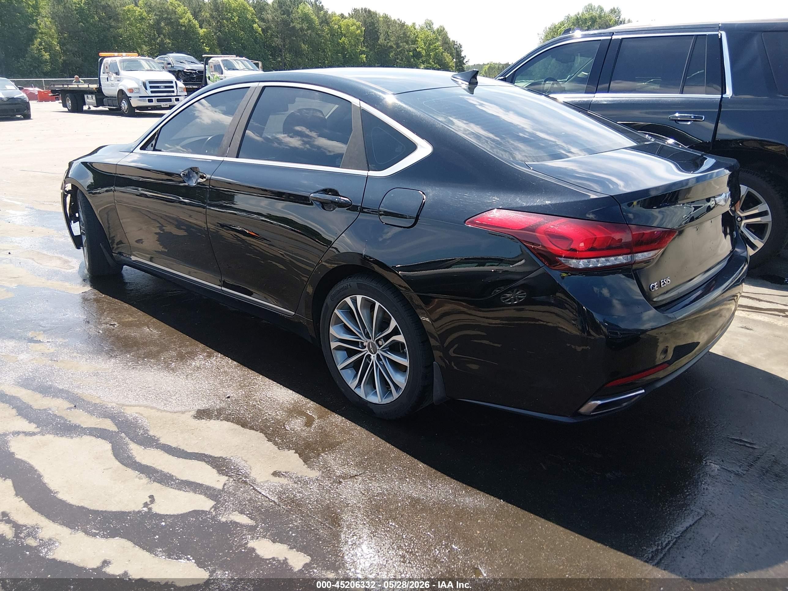 2015 Hyundai Genesis 3.8 Black vin: KMHGN4JE2FU078519