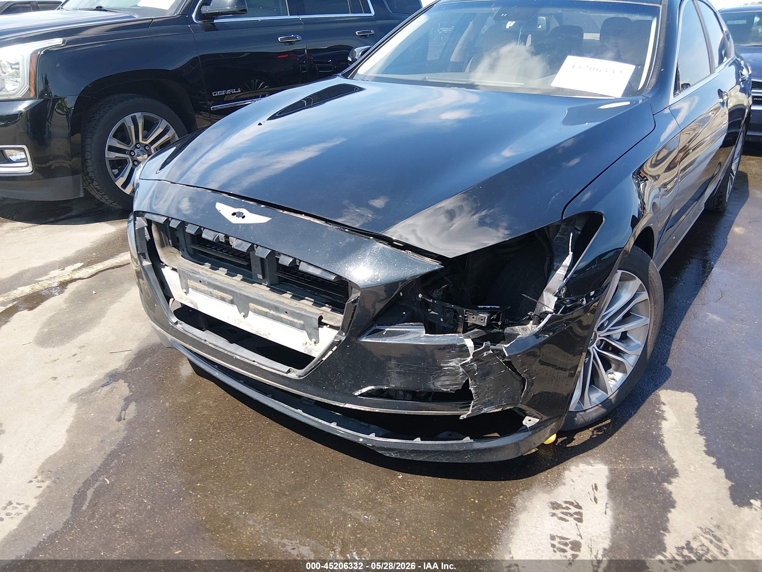 2015 Hyundai Genesis 3.8 Black vin: KMHGN4JE2FU078519