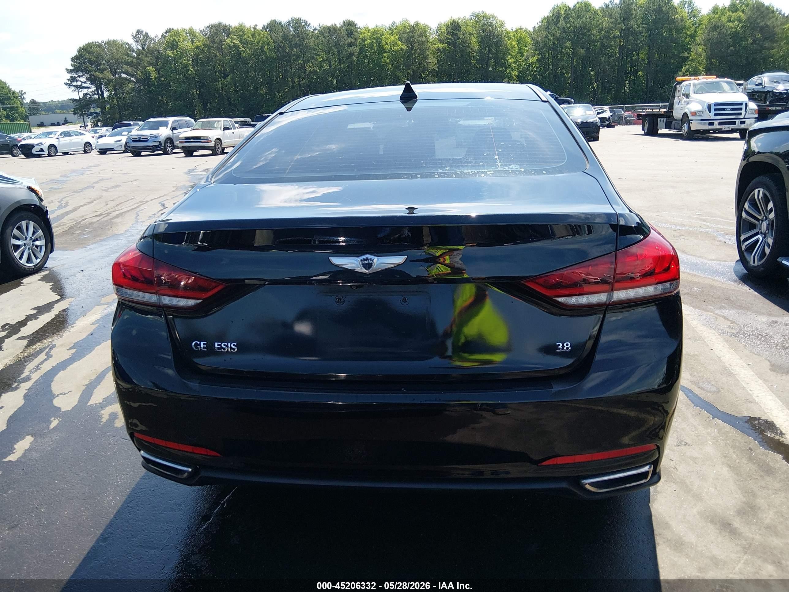 2015 Hyundai Genesis 3.8 Black vin: KMHGN4JE2FU078519