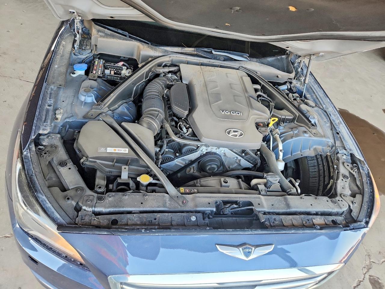 2015 Hyundai Genesis 3.8l Blue vin: KMHGN4JE2FU085986