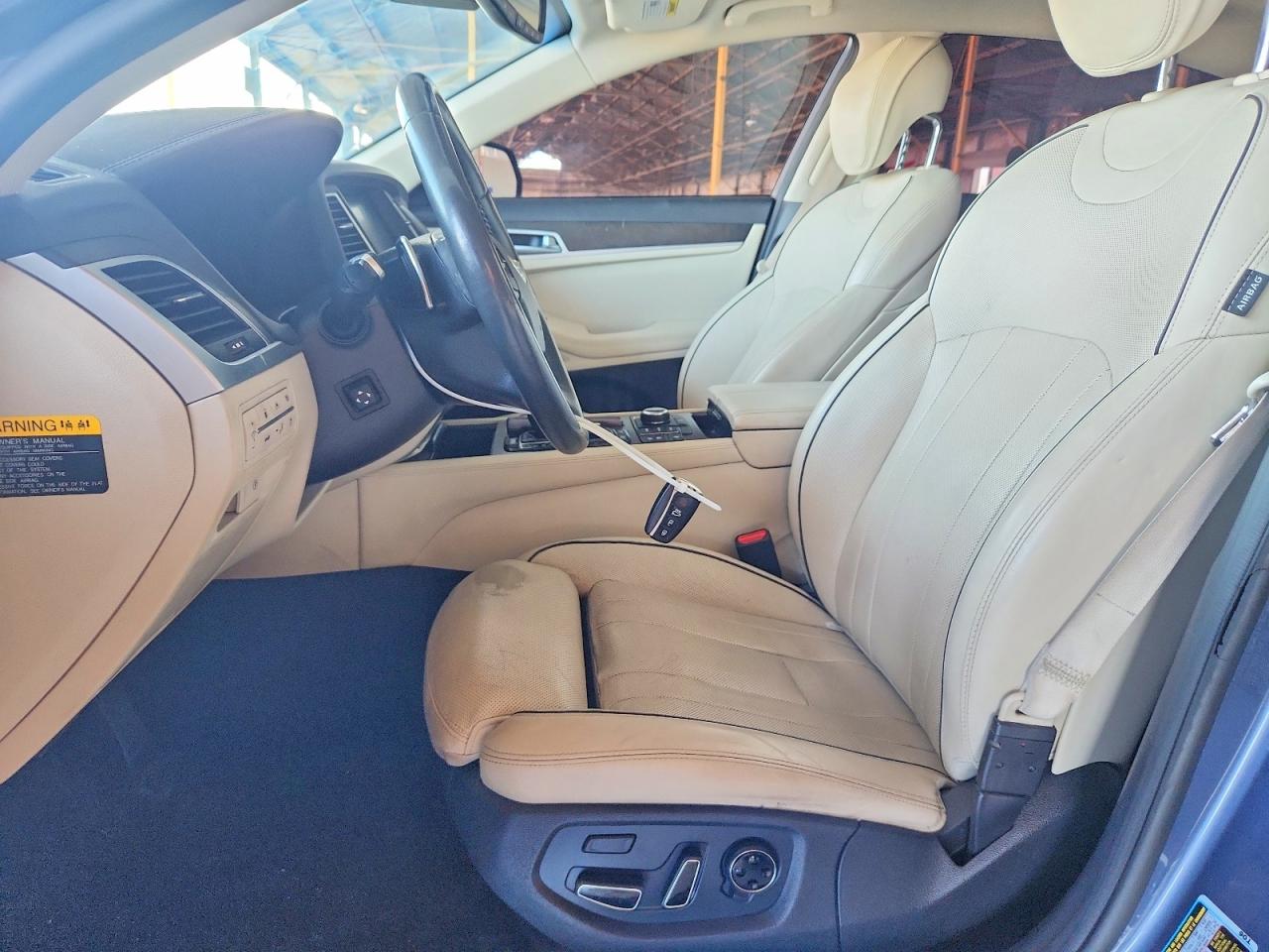 2015 Hyundai Genesis 3.8l Blue vin: KMHGN4JE2FU085986