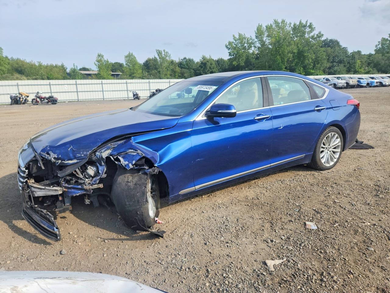 2015 Hyundai Genesis 3.8l Blue vin: KMHGN4JE2FU101829