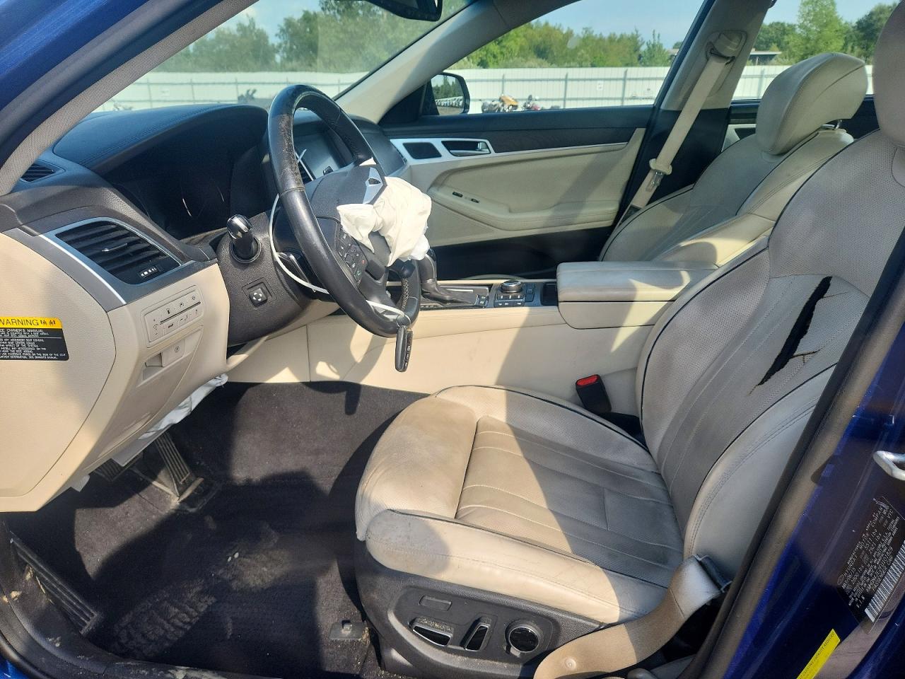 2015 Hyundai Genesis 3.8l Blue vin: KMHGN4JE2FU101829
