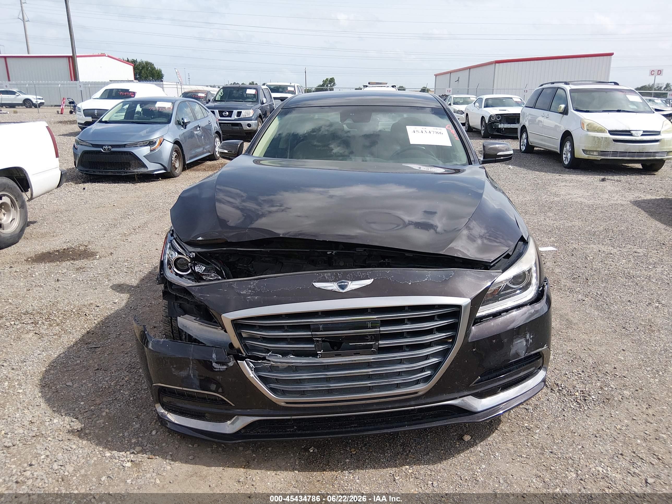 2018 Genesis G80 3.8 Black vin: KMHGN4JE2JU245602