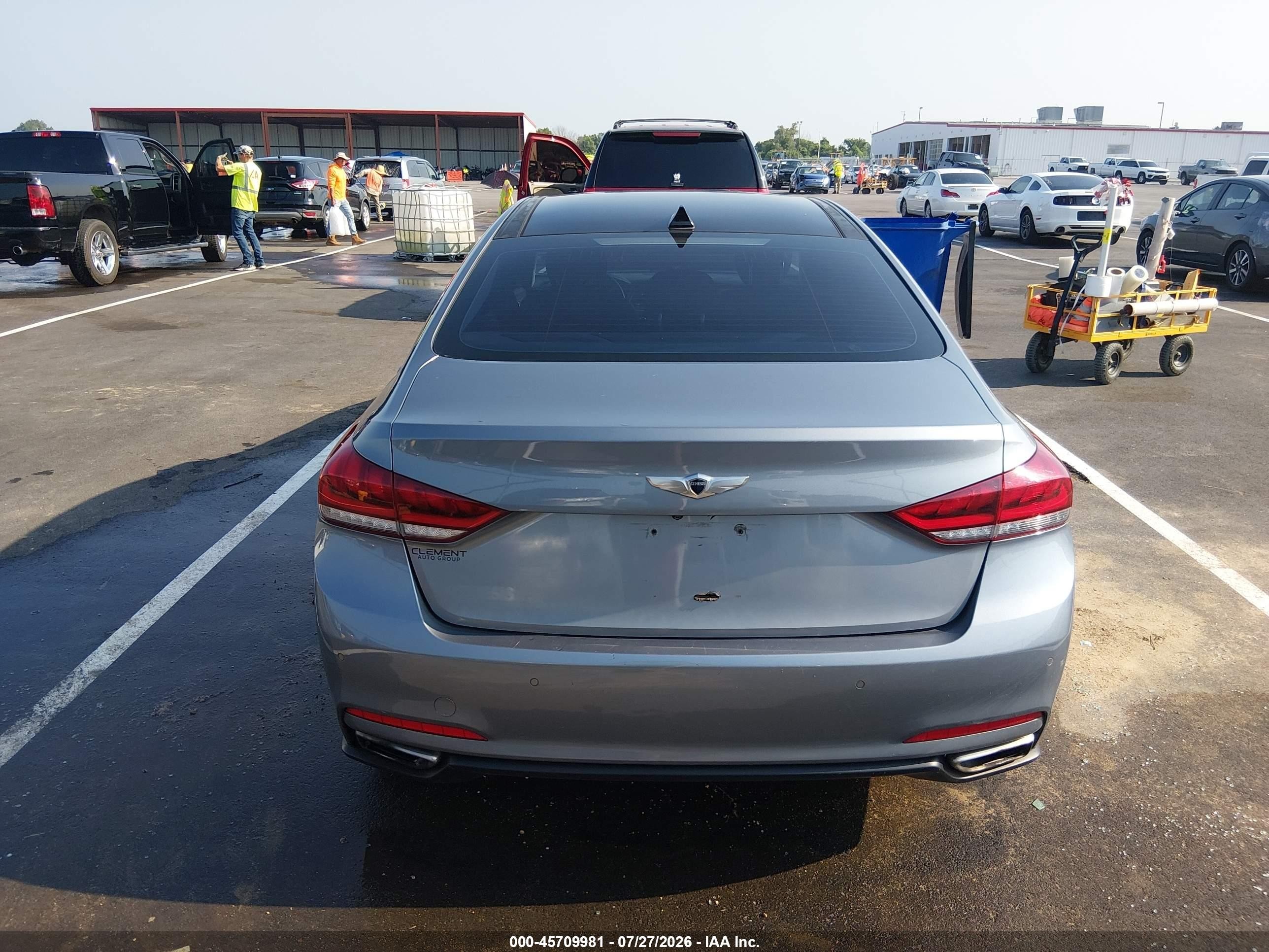 2015 Hyundai Genesis 3.8 Luxury Gray vin: KMHGN4JE3FU035730