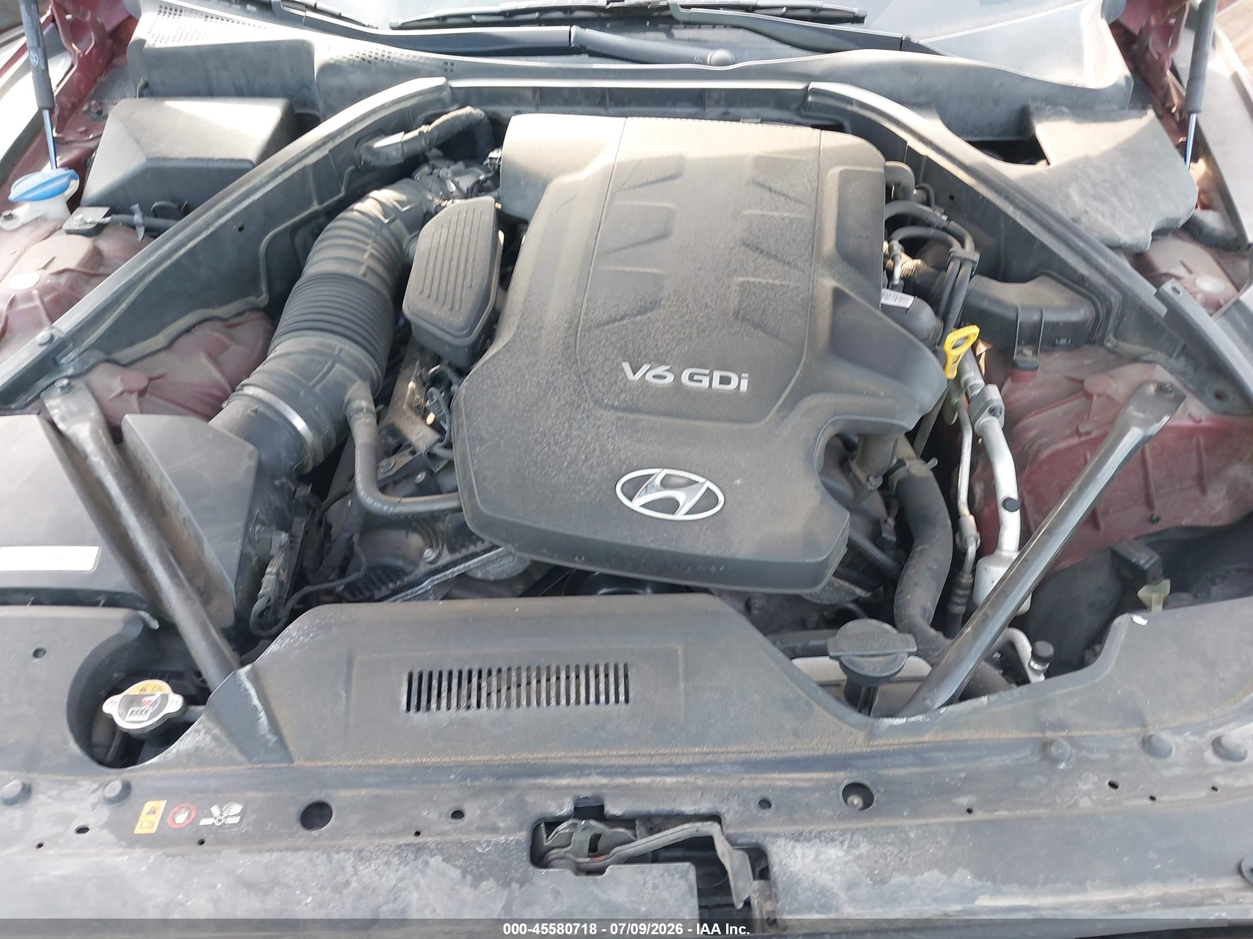 2015 Hyundai Genesis 3.8 Красный vin: KMHGN4JE3FU036103