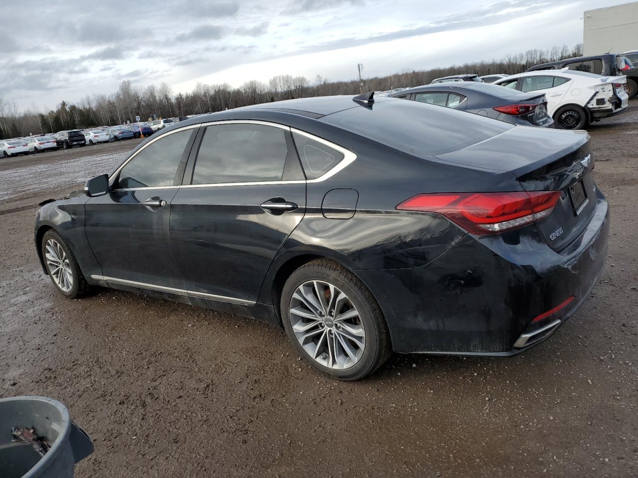 2015 Hyundai Genesis 3.8l Черный vin: KMHGN4JE3FU043598