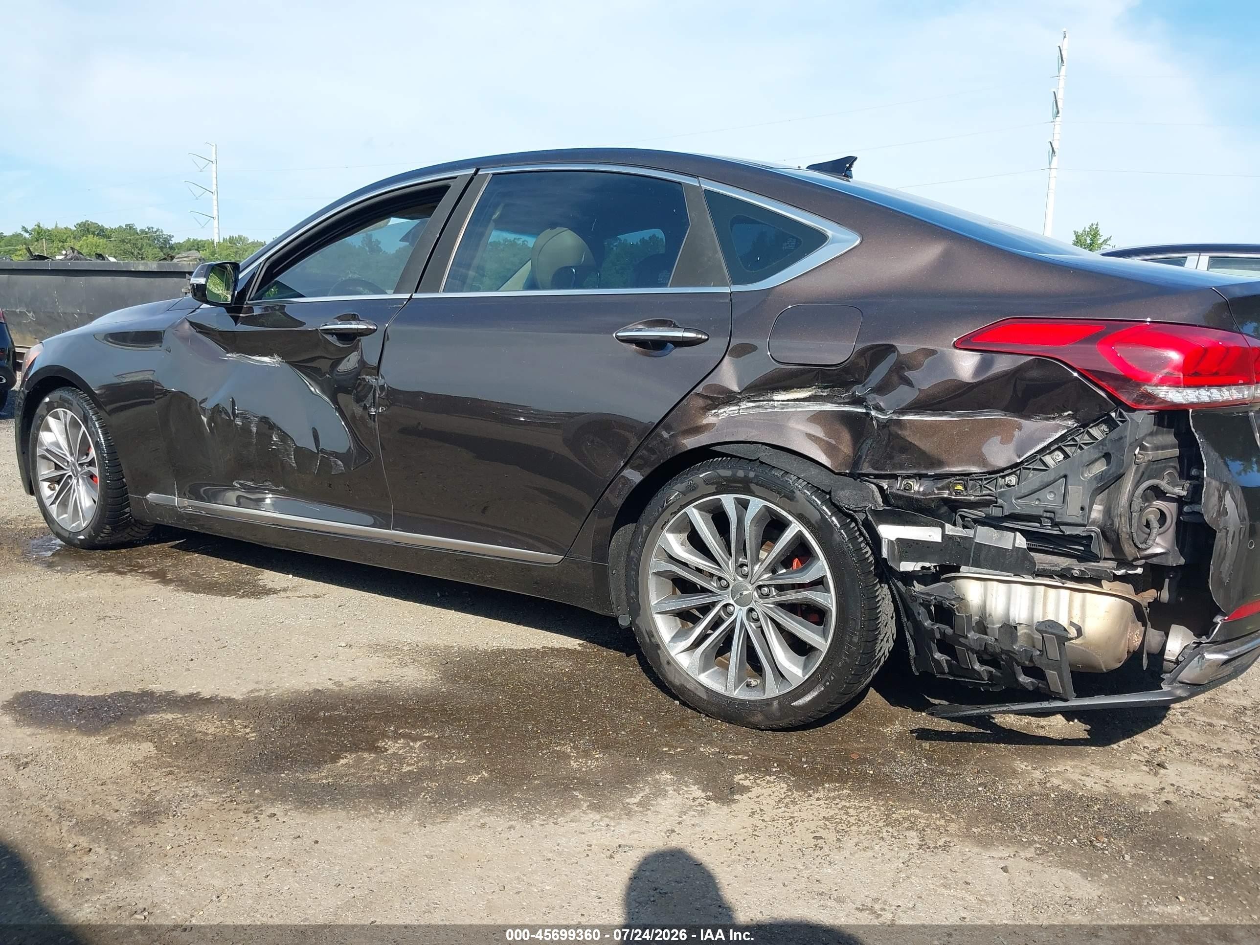 2015 Hyundai Genesis 3.8 Brown vin: KMHGN4JE3FU061146
