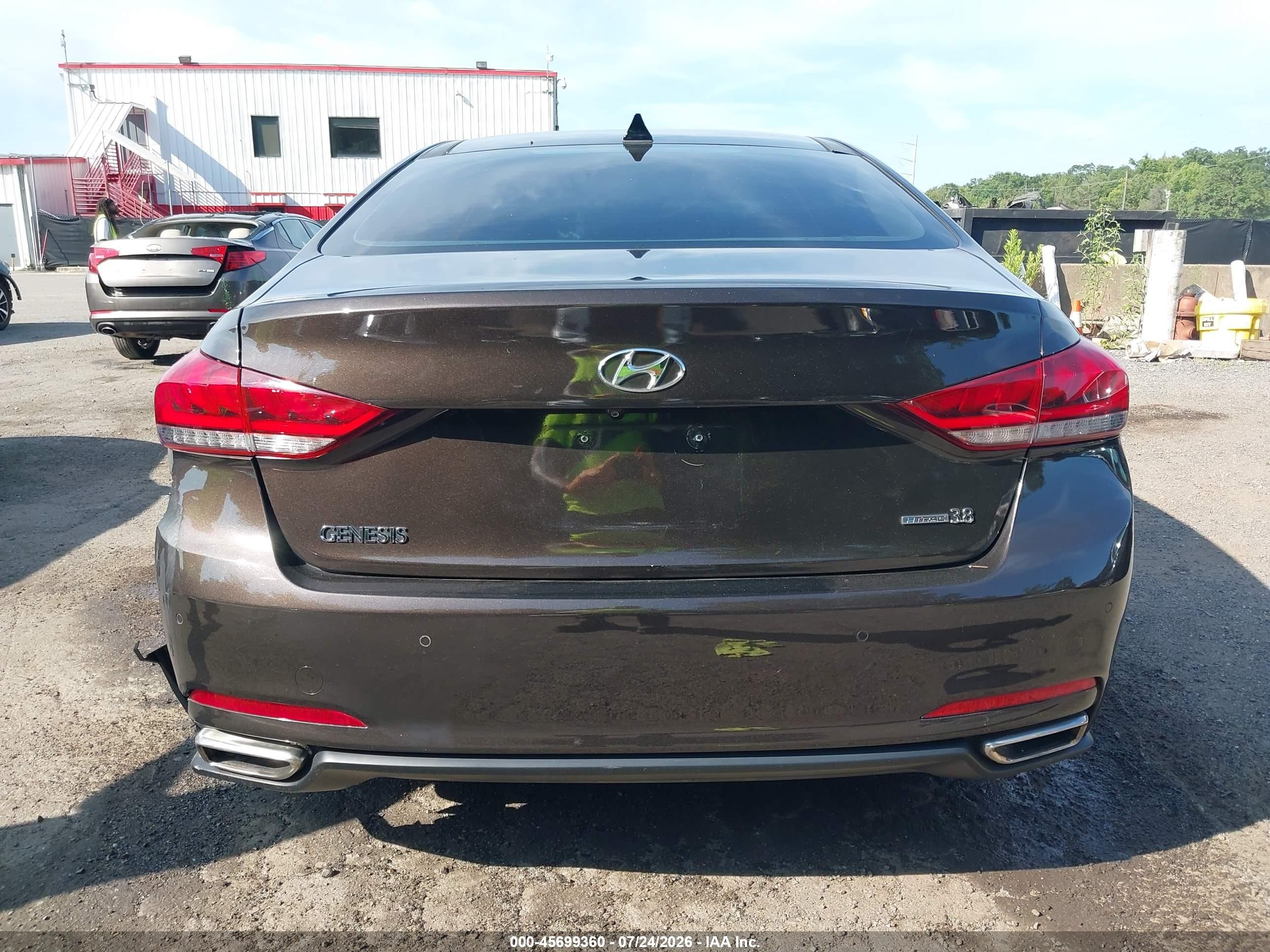 2015 Hyundai Genesis 3.8 Brown vin: KMHGN4JE3FU061146
