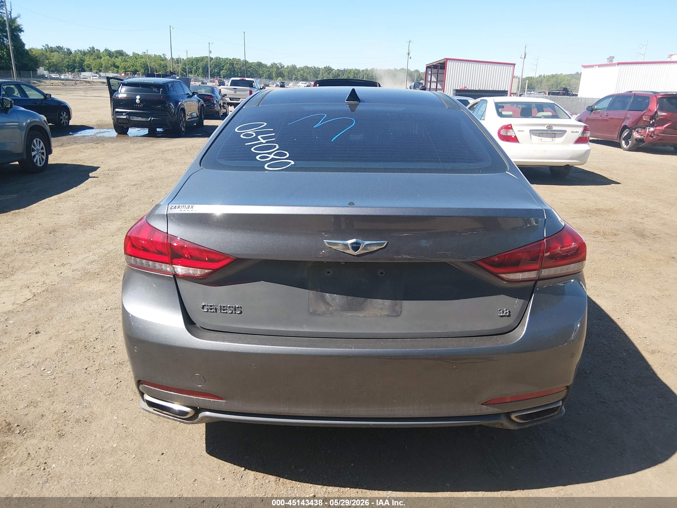 2015 Hyundai Genesis 3.8 Серый vin: KMHGN4JE3FU064080