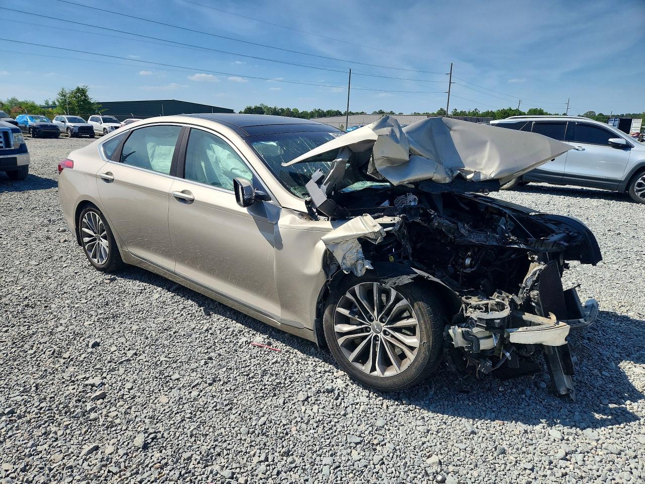2015 Hyundai Genesis 3.8l Gold vin: KMHGN4JE3FU078044