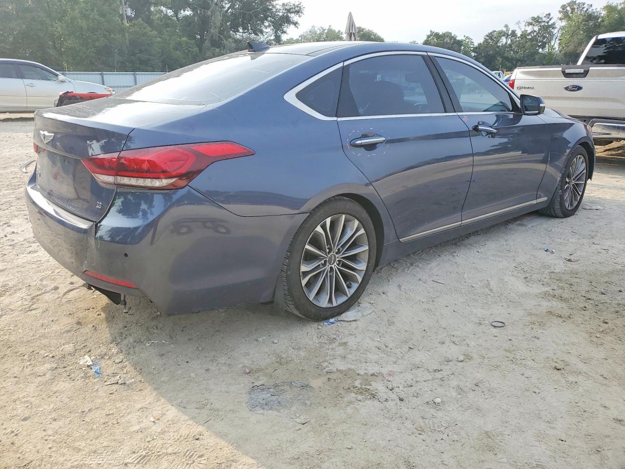 2015 Hyundai Genesis 3.8l Blue vin: KMHGN4JE3FU083812