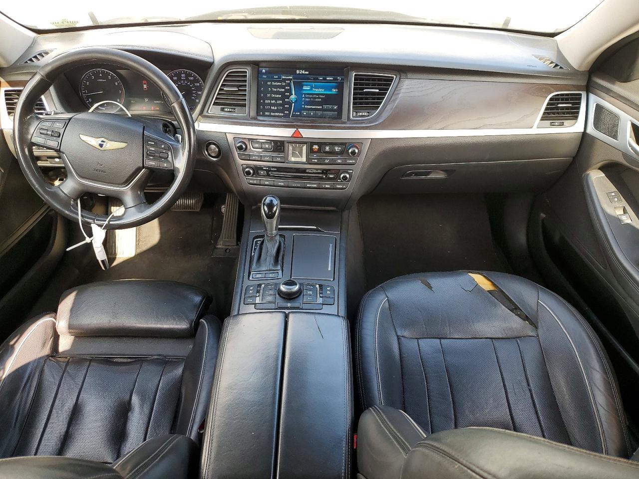 2015 Hyundai Genesis 3.8l Серебряный vin: KMHGN4JE3FU102214