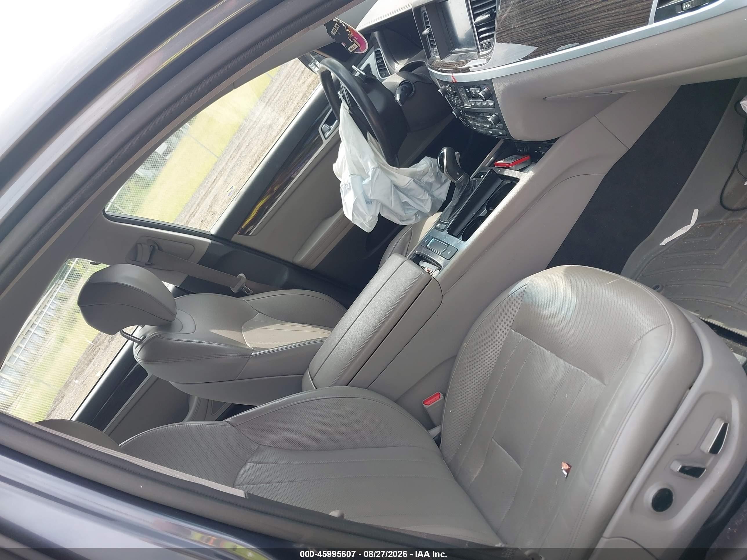 2015 Hyundai Genesis 3.8l Blue vin: KMHGN4JE4FU027961