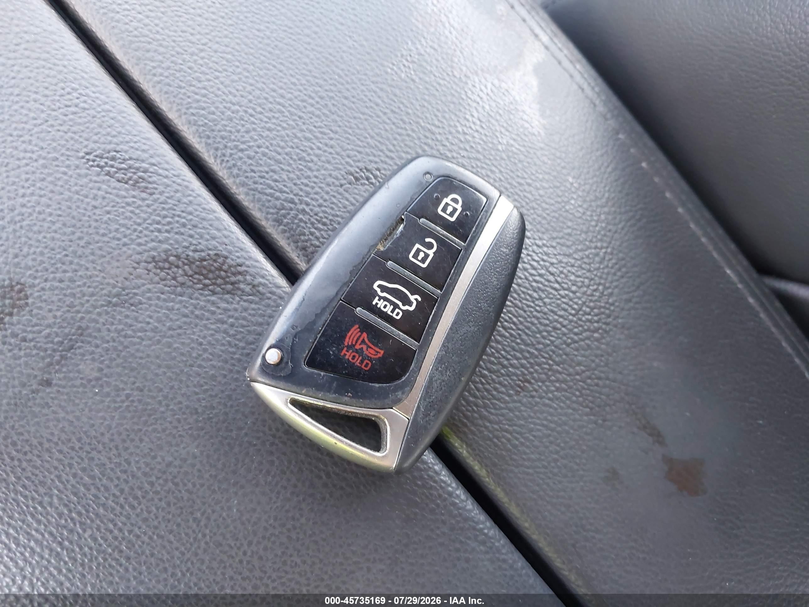 2015 Hyundai Genesis 3.8 Gray vin: KMHGN4JE4FU028012