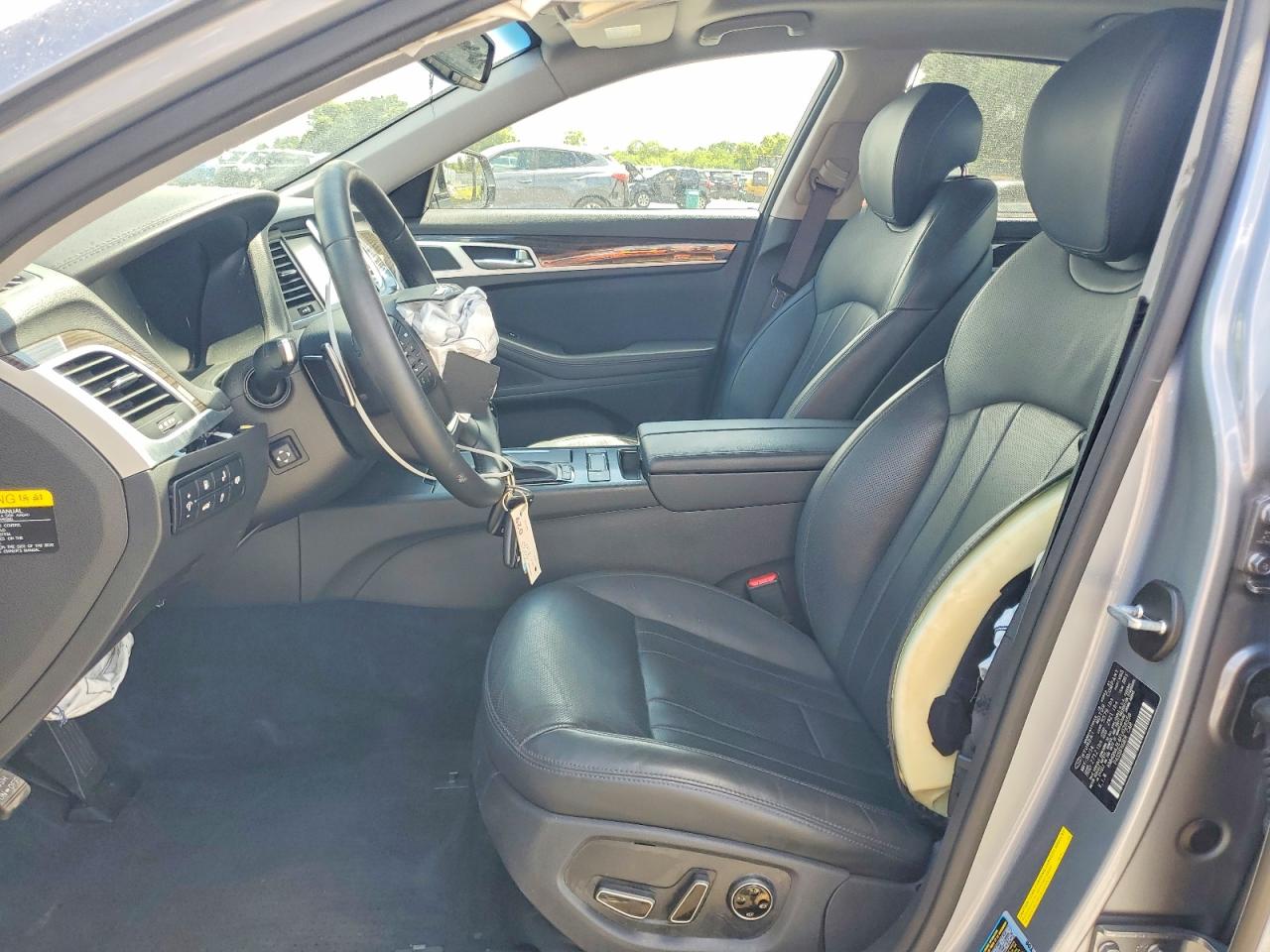 2015 Hyundai Genesis Серый vin: KMHGN4JE4FU028558