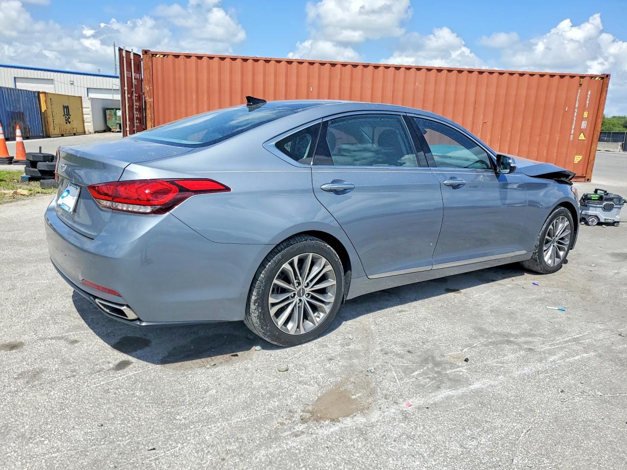 2015 Hyundai Genesis Серый vin: KMHGN4JE4FU028558