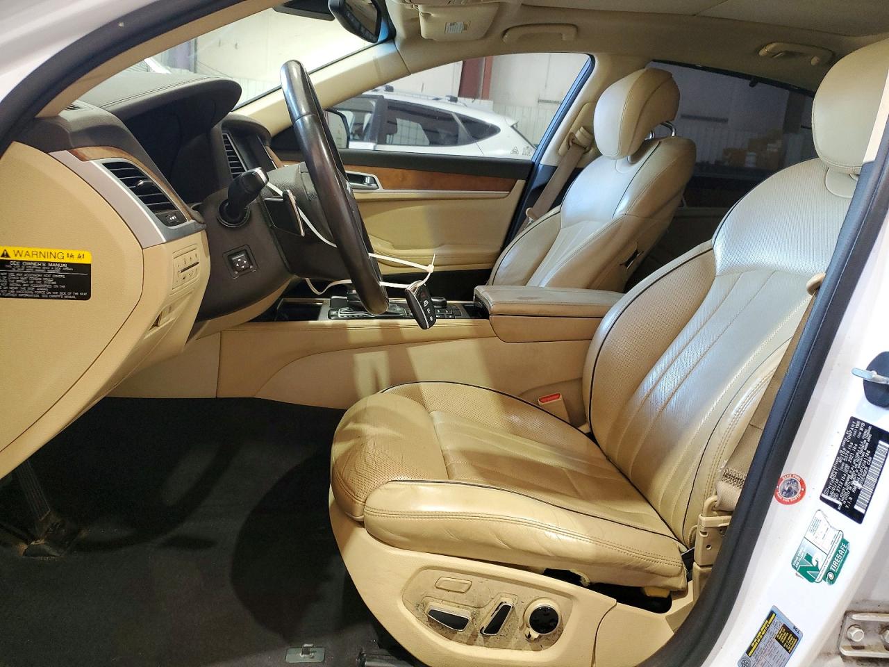 2015 Hyundai Genesis 3.8l White vin: KMHGN4JE4FU041746