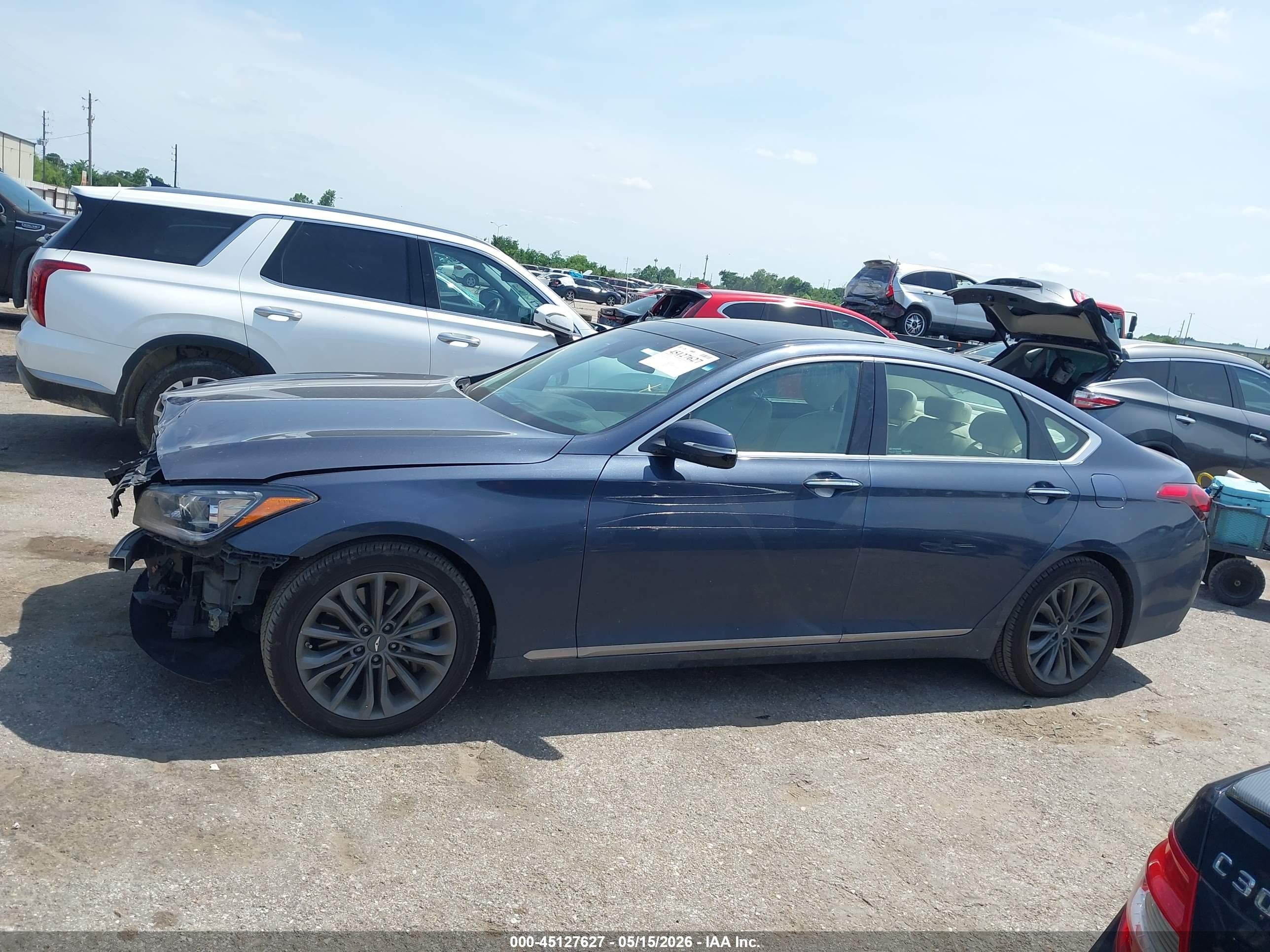 2015 Hyundai Genesis 3.8 Blue vin: KMHGN4JE4FU042749