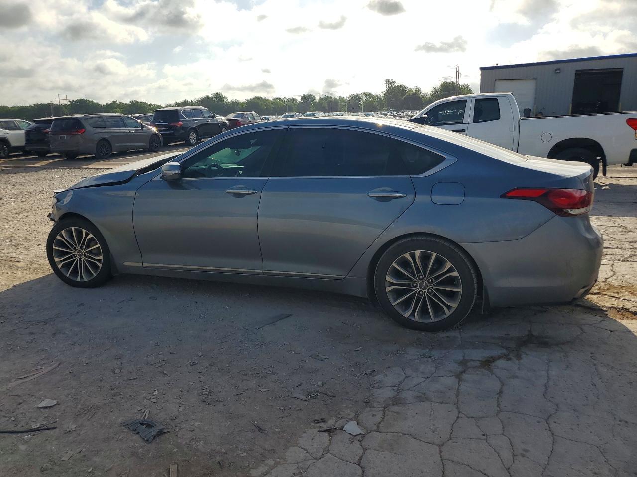 2015 Hyundai Genesis 3.8l Серебряный vin: KMHGN4JE4FU058515