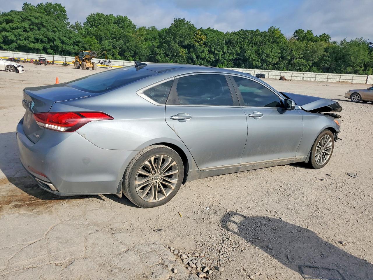 2015 Hyundai Genesis 3.8l Серебряный vin: KMHGN4JE4FU058515