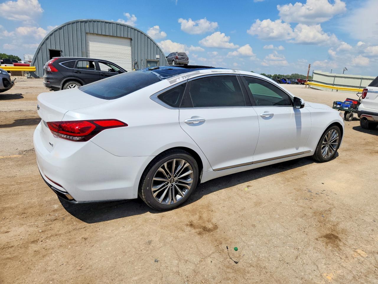 2015 Hyundai Genesis 3.8l White vin: KMHGN4JE4FU063875