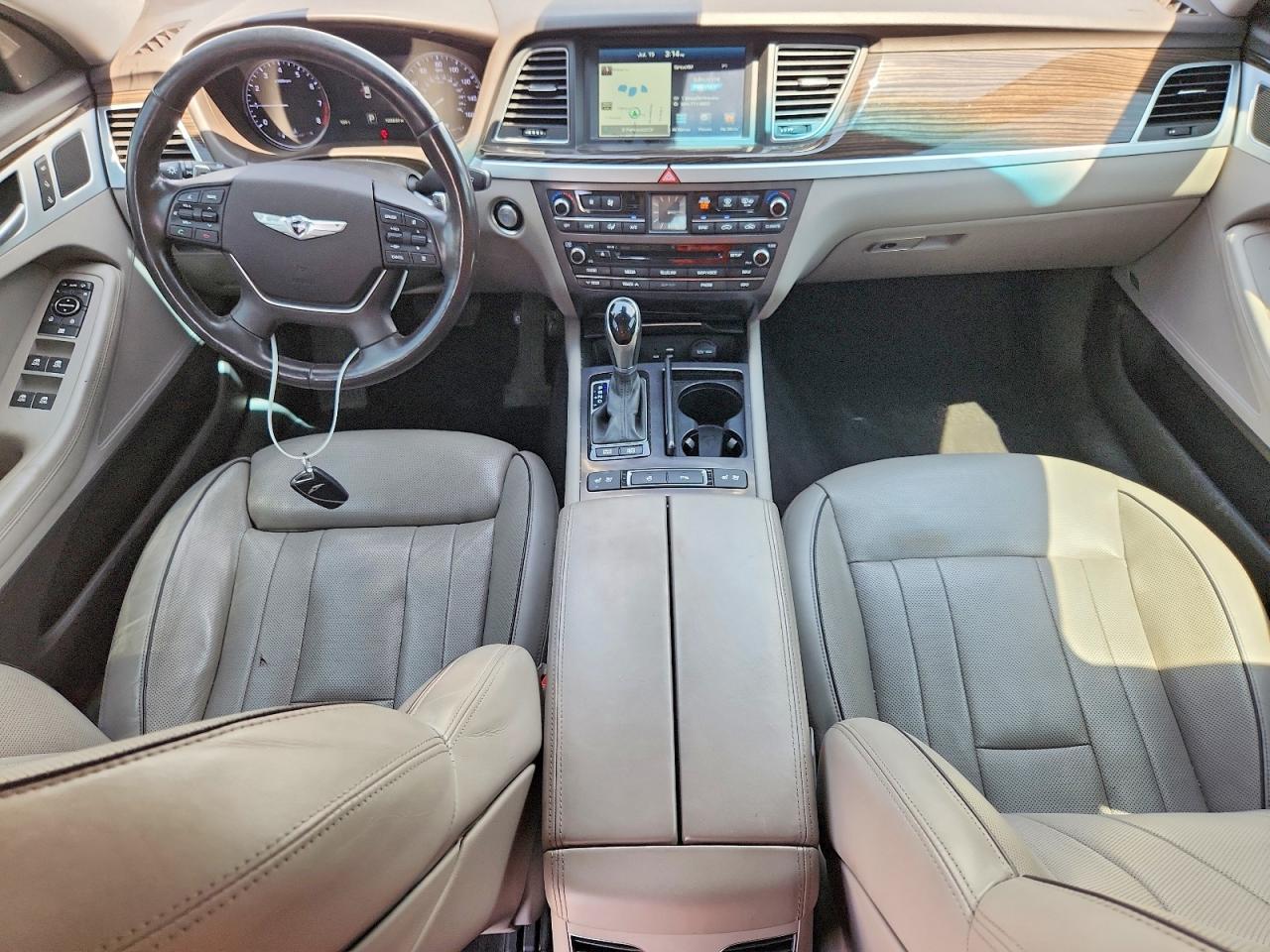 2015 Hyundai Genesis 3.8l White vin: KMHGN4JE4FU063875