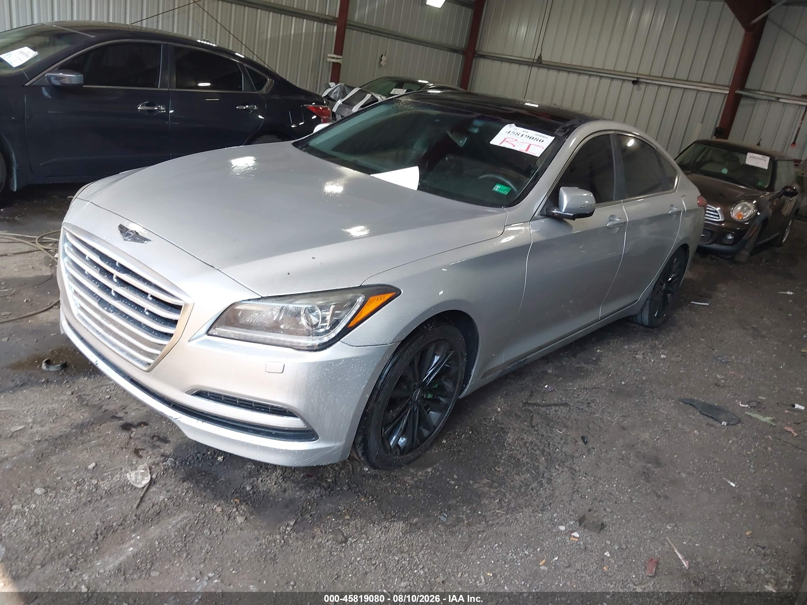 2015 Hyundai Genesis 3.8 Silver vin: KMHGN4JE4FU065139