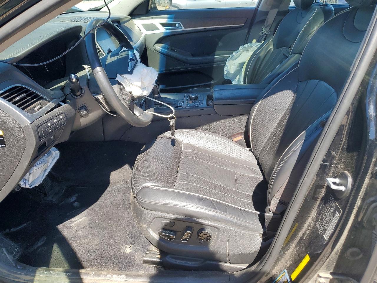 2015 Hyundai Genesis 3.8l Black vin: KMHGN4JE4FU070163