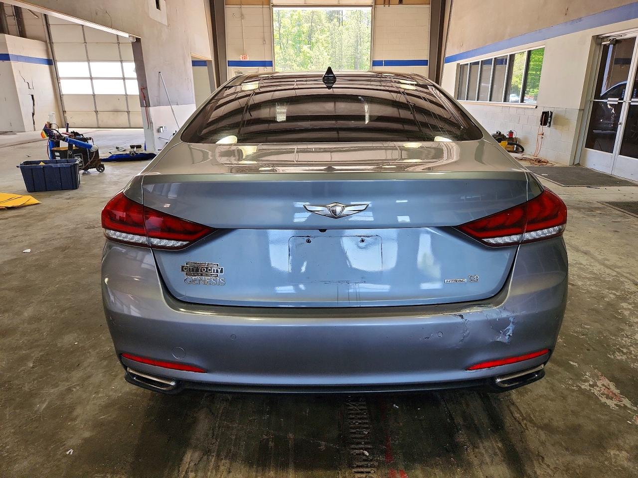 2015 Hyundai Genesis 3.8l Gray vin: KMHGN4JE4FU073841