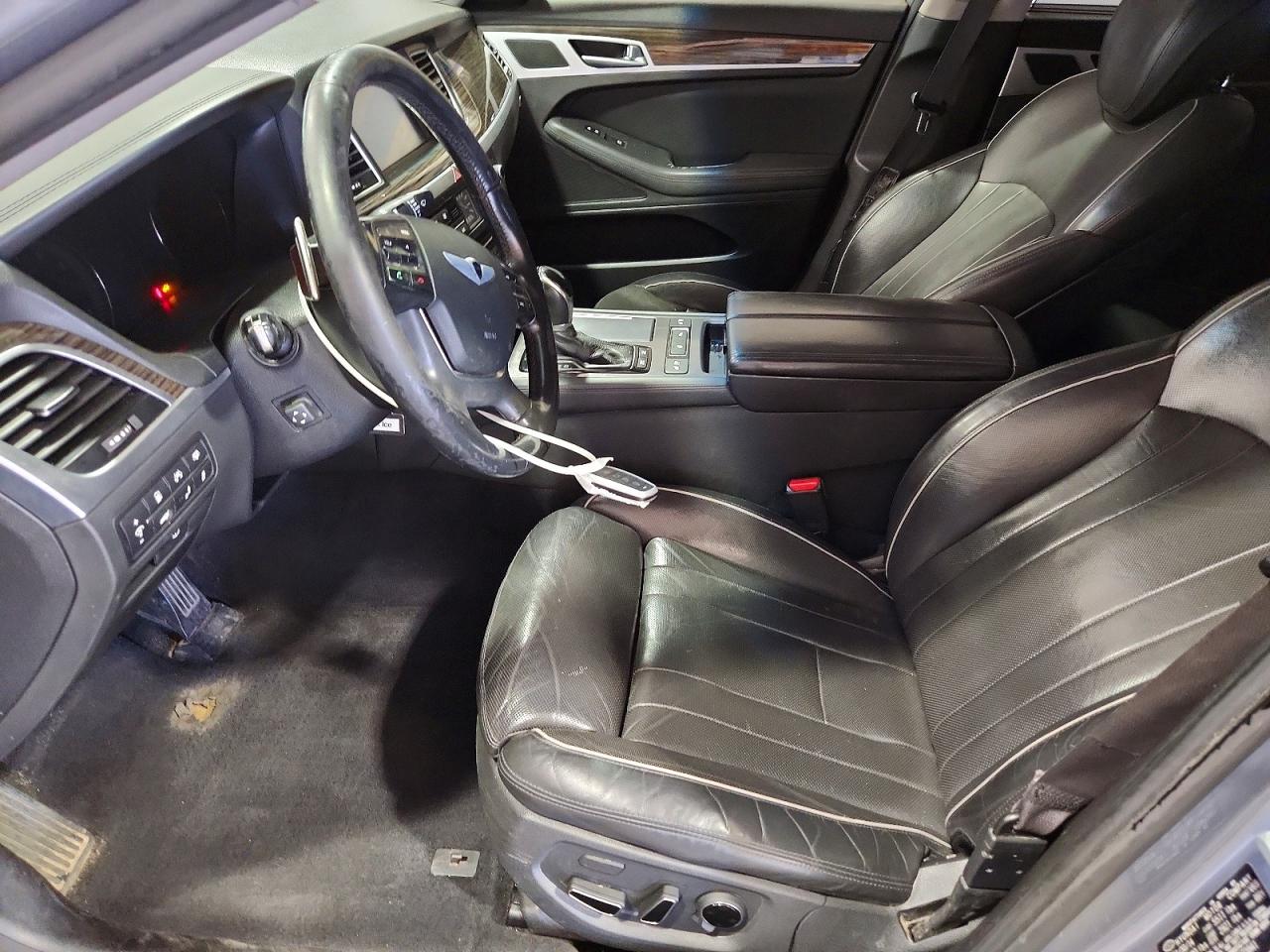 2015 Hyundai Genesis 3.8l Gray vin: KMHGN4JE4FU073841