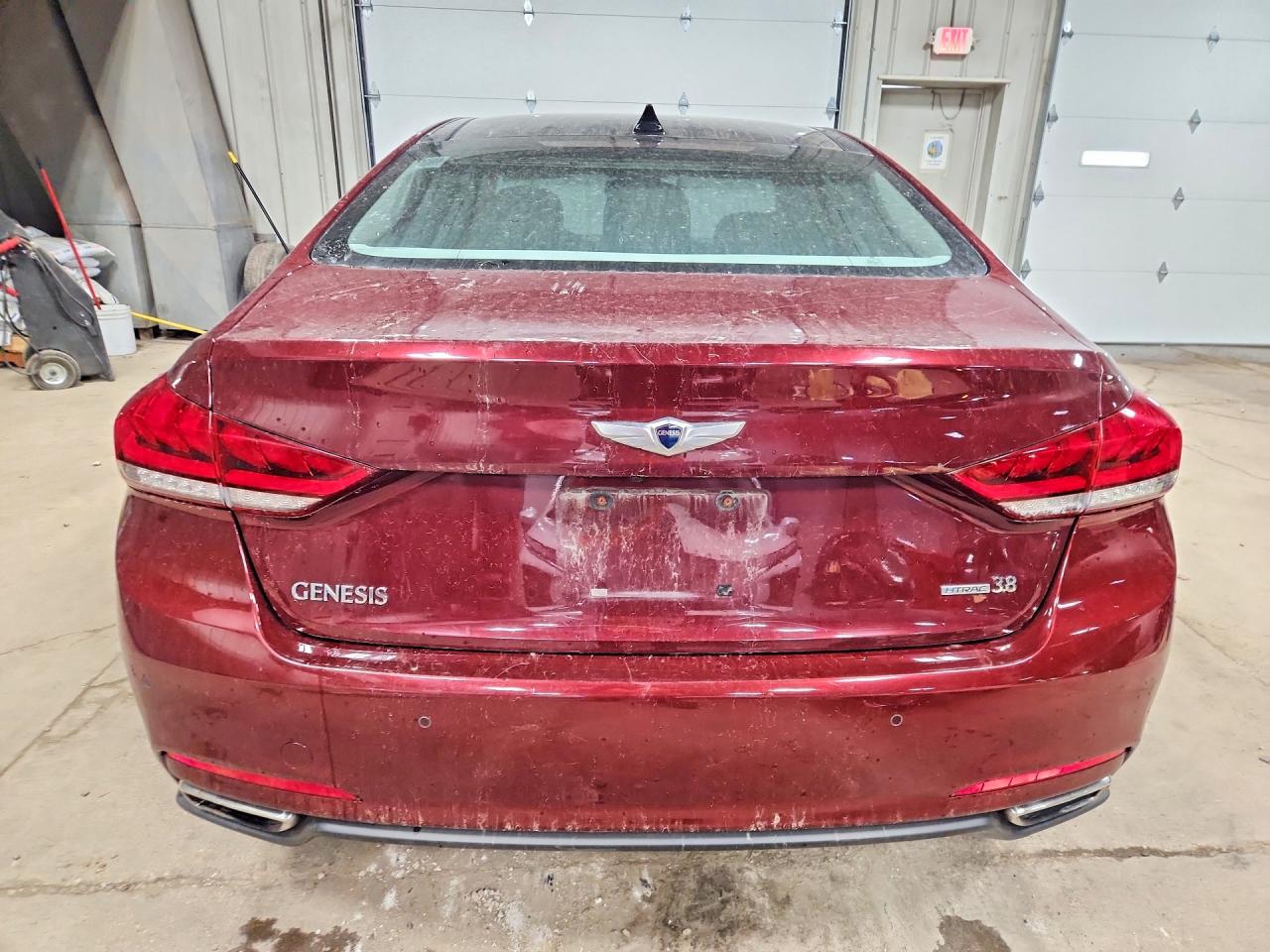 2015 Hyundai Genesis 3.8l Burgundy vin: KMHGN4JE4FU081390