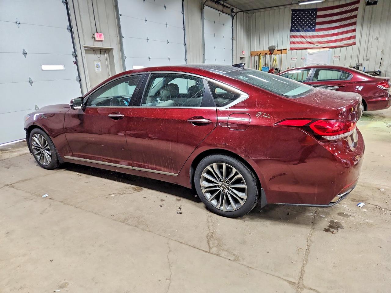 2015 Hyundai Genesis 3.8l Burgundy vin: KMHGN4JE4FU081390