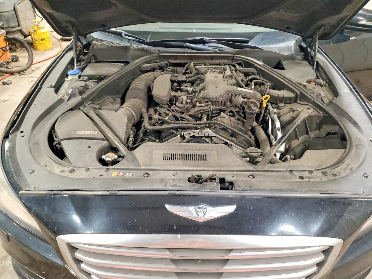 2015 Hyundai Genesis 3.8l Black vin: KMHGN4JE4FU088100