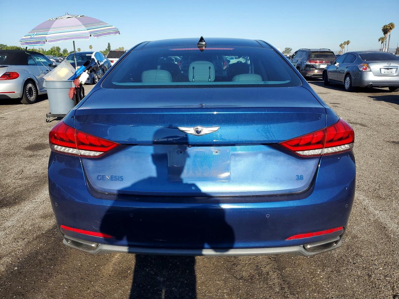 2015 Hyundai Genesis 3.8l Blue vin: KMHGN4JE4FU090333