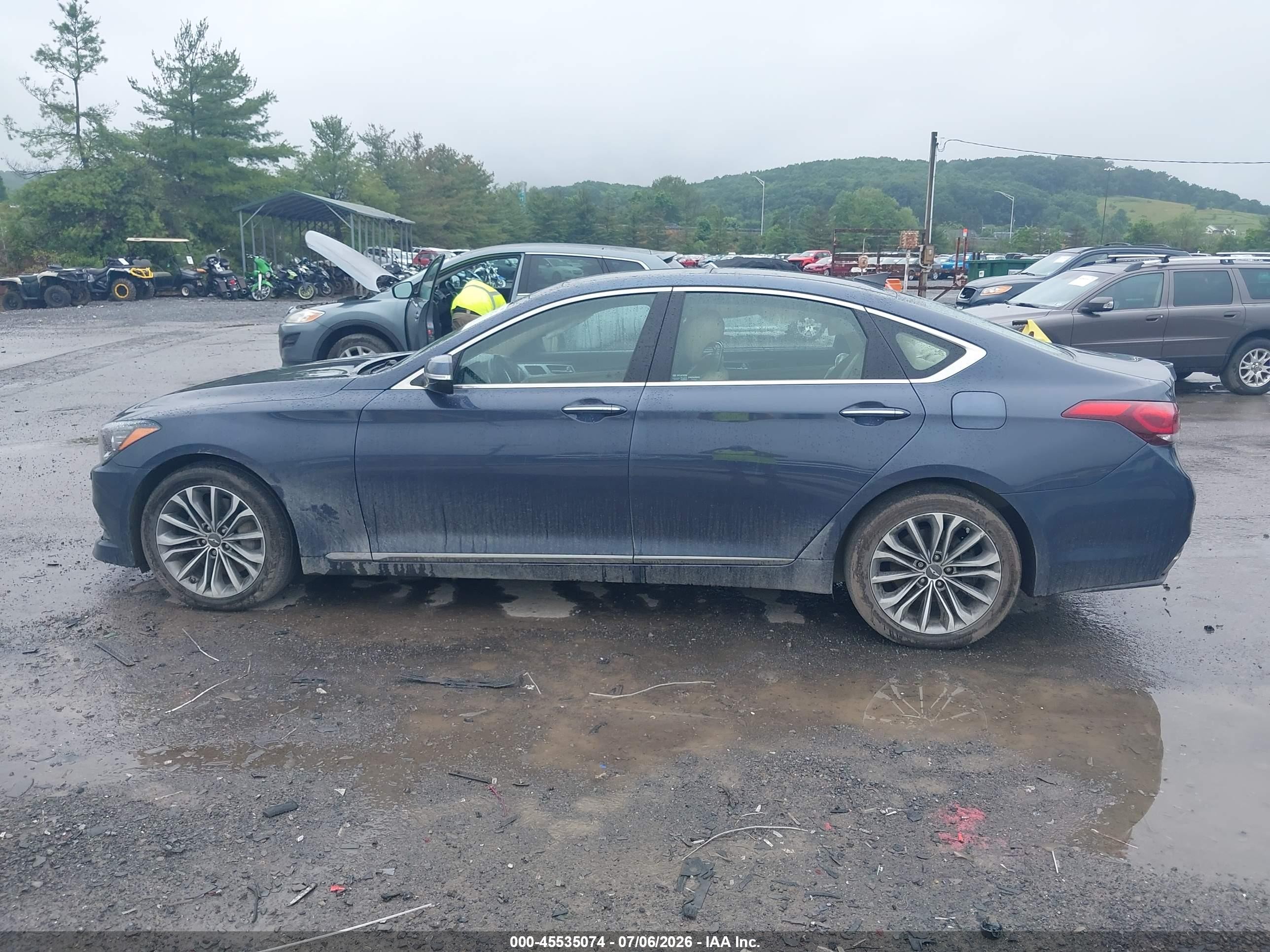 2015 Hyundai Genesis 3.8 Dark Blue vin: KMHGN4JE5FU037026