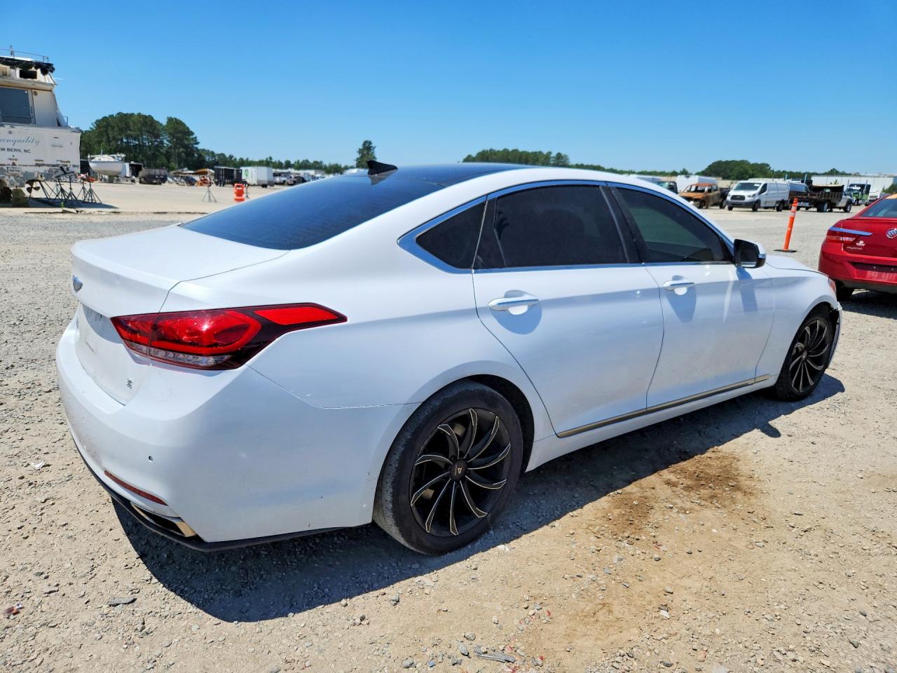 2015 Hyundai Genesis 3.8l White vin: KMHGN4JE5FU037933
